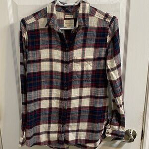 American Eagle Shirt Women's XS  White Flannel Boyfriend Fit Ahh-Mazingly Soft